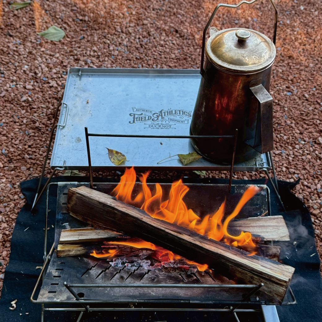 焚き火テーブルB.S.T DUCKNOT 直営店